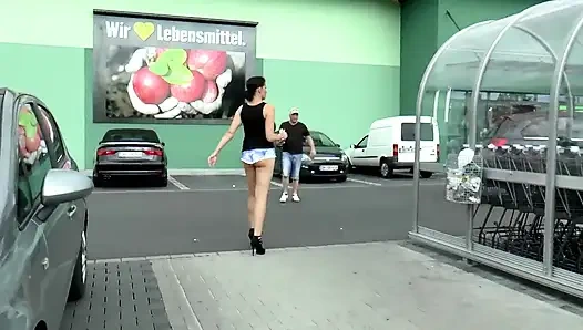 Büyük memeli orta yaşlı seksi kadınlar - (tam film)