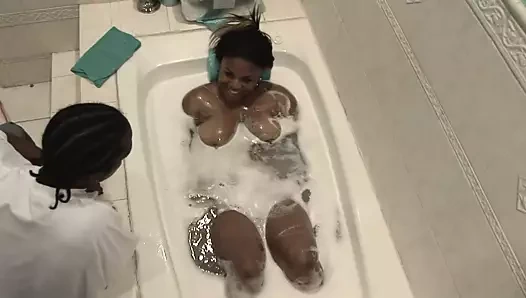 Kendini üzerime atmaya hazır mısın?