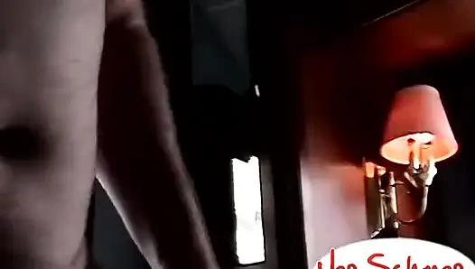 Prezervatifsiz flip flop sikişiyor