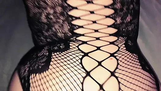 Şişman götlü beyaz kız sikiliyor