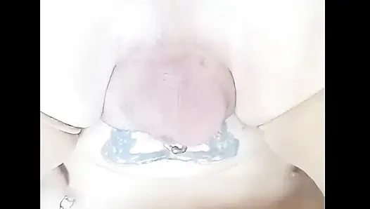 Anonim bir adam tarafından giyilmişti