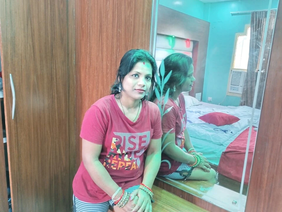 Indian Newlywed Nisha Called Boyfriend for Sex but Fucked with man - Viral Hot Sex