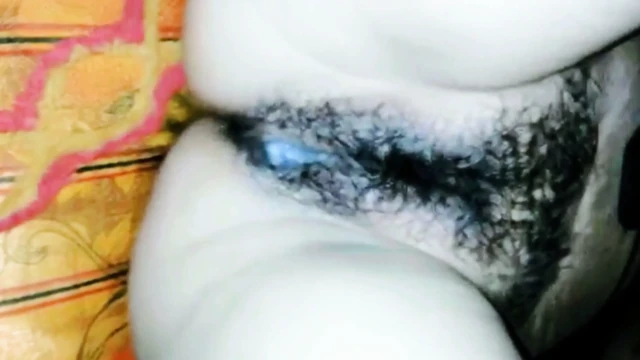 Girl's seal was broken for the first time and she started having pain in her vagina porn video