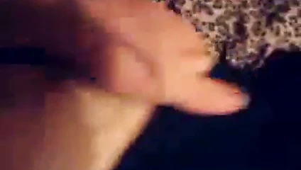 Gotik kız arkadaş götüne sokuyor