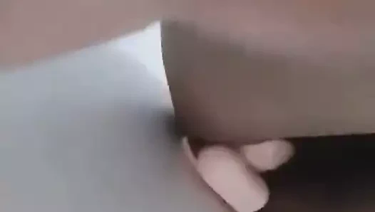 Azgın bir kızı kim sikmek ister?