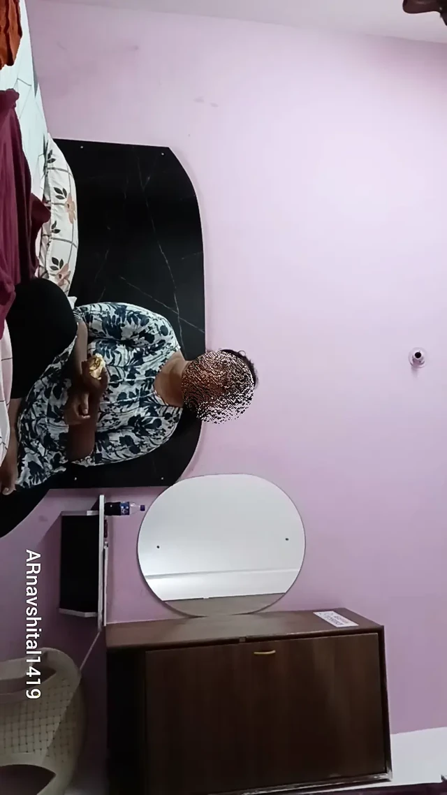 Kötü üvey annem kocaman sikimle sikişiyor