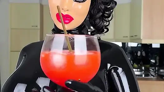 Lateks hayatımda sıradan bir gündü