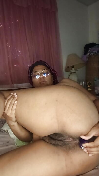 Kıllı vajinal ve anal mastürbasyon