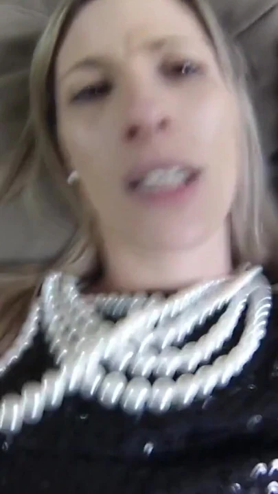 Prezervatif soyunuyor - beni lastiksiz sik - sonra fışkırt | Klip 2