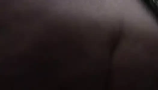 Şişman bbq bana kıçını gösteriyor