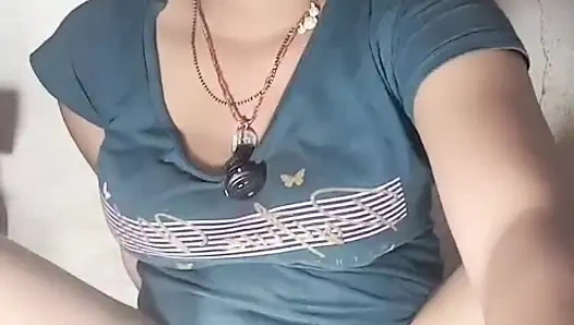 Desi girl in burr 3 fingers of lentil burr water came out Hindi audio masturbation