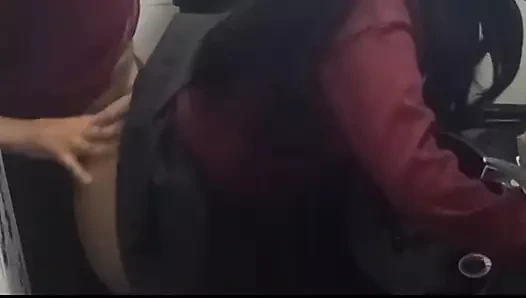 EnstitüNün Banyosundaki Öğrenciler