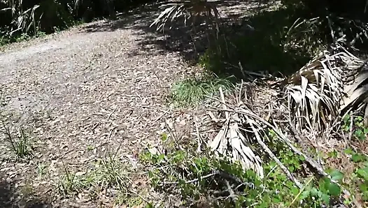 Bts doğa yürüyüşü ve parkurda mastürbasyon