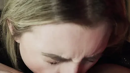 Sevimli İngiliz sarışın lottie lou bakış açısı sakso