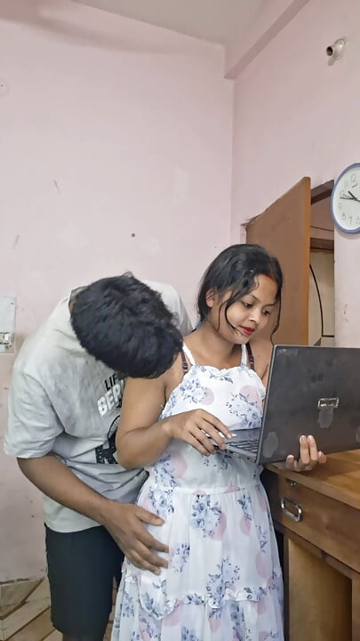 Hintli Bangali desi evli kadın