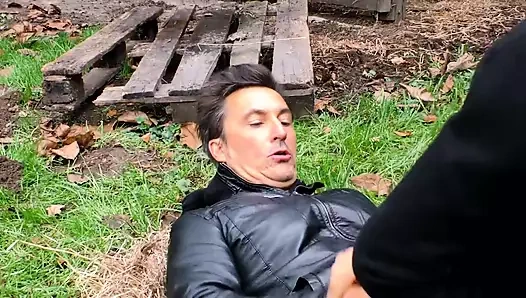 Kızıl saçlı bebek mastürbasyon yaparken yakalandı sert sikiliyor