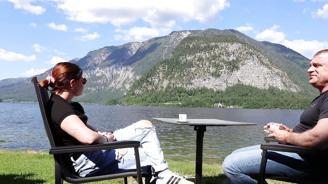 Hallstatt'ta Yabancı Baştan Çıkarma: Balkon Soyunma & Otelde Çiğ Kullanım - Derin Yutma Sonu