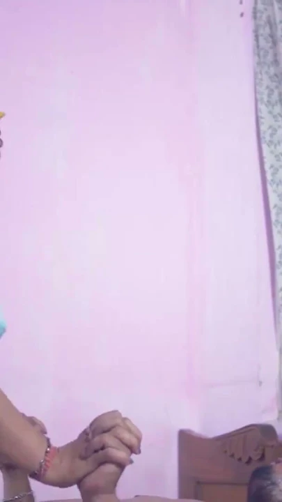 Indian hot sonia bhabhi sex with secrect friends big boobs | Klip 3