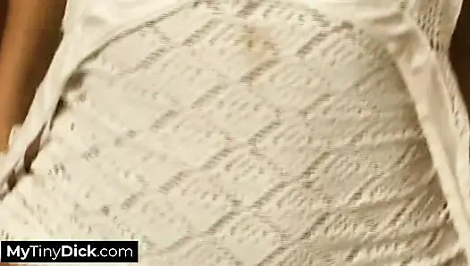 O sadece seksi bir kaltak değil aynı zamanda bir yıldız