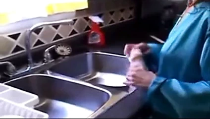 Aldatan karısı fantezisini gerçekleştiriyor!