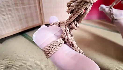 Xr22-kız direğine bağlı ve disiplinli.