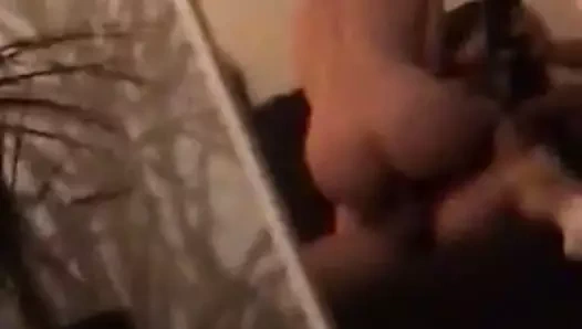 kız arkadaşı sahiptir çük