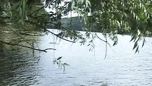 Fransız kızlar götlerindeki yarağı gerçekten seviyor