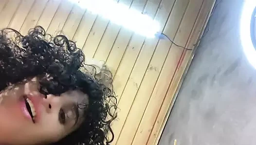 Götümde ateşle uyandım