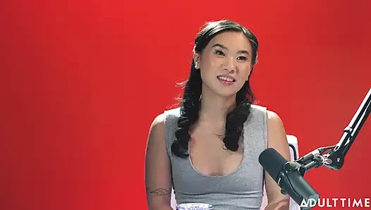 Kimmy Kimm utancı fethediyor ve kullanılmış külot satıyor | Adult Time Podcast