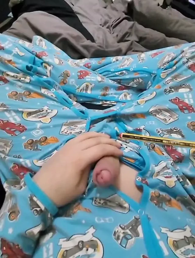 Yetişkin romper abdl'imde ses