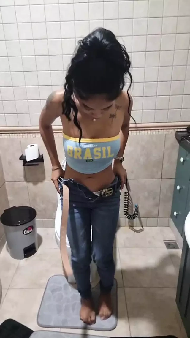 Мне было так плохо пописать. Но мне все равно пришлось записать это для тебя, ребята ХХ