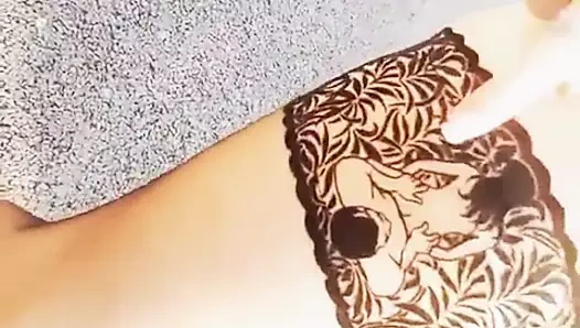 Lilith marlene sokakta uyanıyor