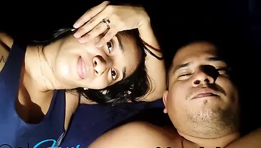 Ben açık havada süper zengin yaparken bu manzaranın ve lezzetli şelalenin tadını çıkarın