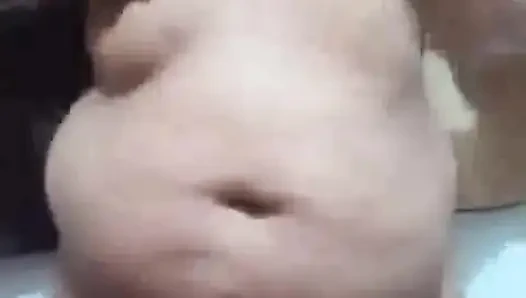 Gel benimle şehvetli ve canlı bir dans et