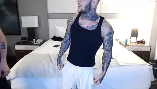 Hoffman yarak emiyor bölüm 1 döl yok