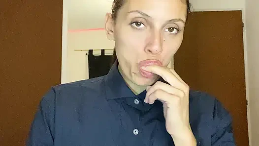 Ahlaksız Sekreter Patronunun Stresini Sürekli Azaltıyor