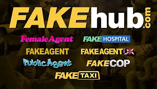 Sahte taksi aynı anda iki dilden bir rimjob alır