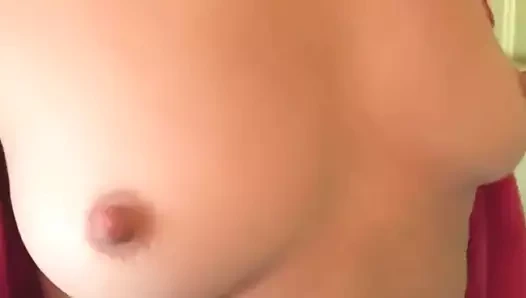 Benim sıcak üvey yakalandı Mastürbasyon amatör ev yapımı