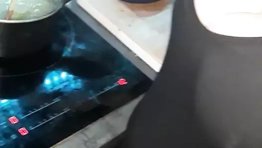 Seksi iri güzel kadın