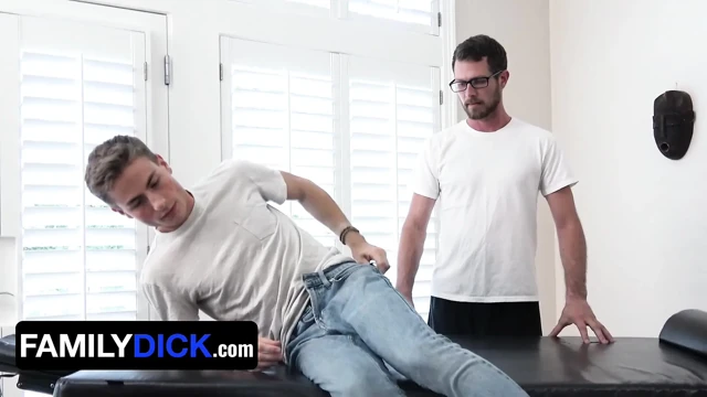 Familydick'te erkekler için masaj