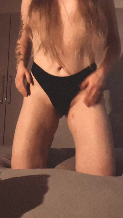 Natali hızlı striptiz