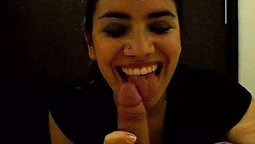 İlk porno videomuz! oral seks &amp; yutmak! (2011'den itibaren)