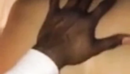 Lanet olası bir beyaz kız