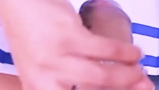 Büyük indirmenin tamamını alana kadar kesintisiz zıplıyor.