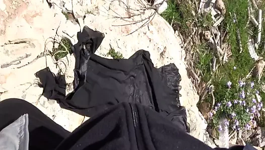 siyah 7 elbise işemek