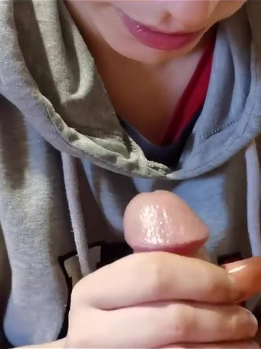 Kanepede oral seks!! Xbox balını kapat dölüne ihtiyaç duyuyor