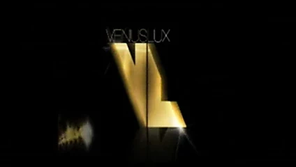 pornstar venus lux: asistanı sikiyor