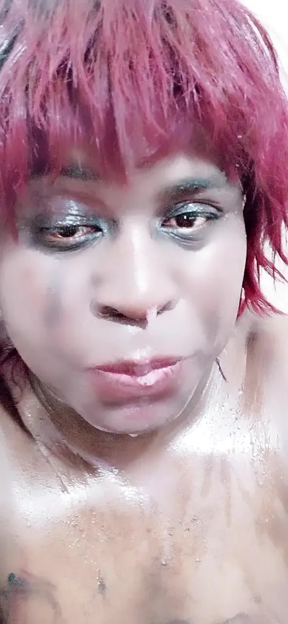 Anoniema Rose - çok fazla güçlü sidik