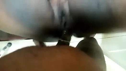 Papaz'ın Karısı Ucher Ile Aldatıyor