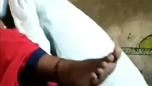 Sadece kızkardeş ko ghar beni choda